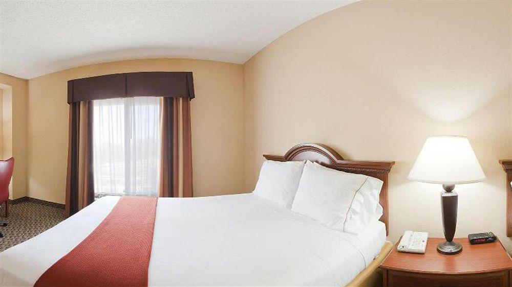 Holiday Inn Express Hotel & Suites Columbia-I-20 At Clemson Road By Ihg Exterior photo