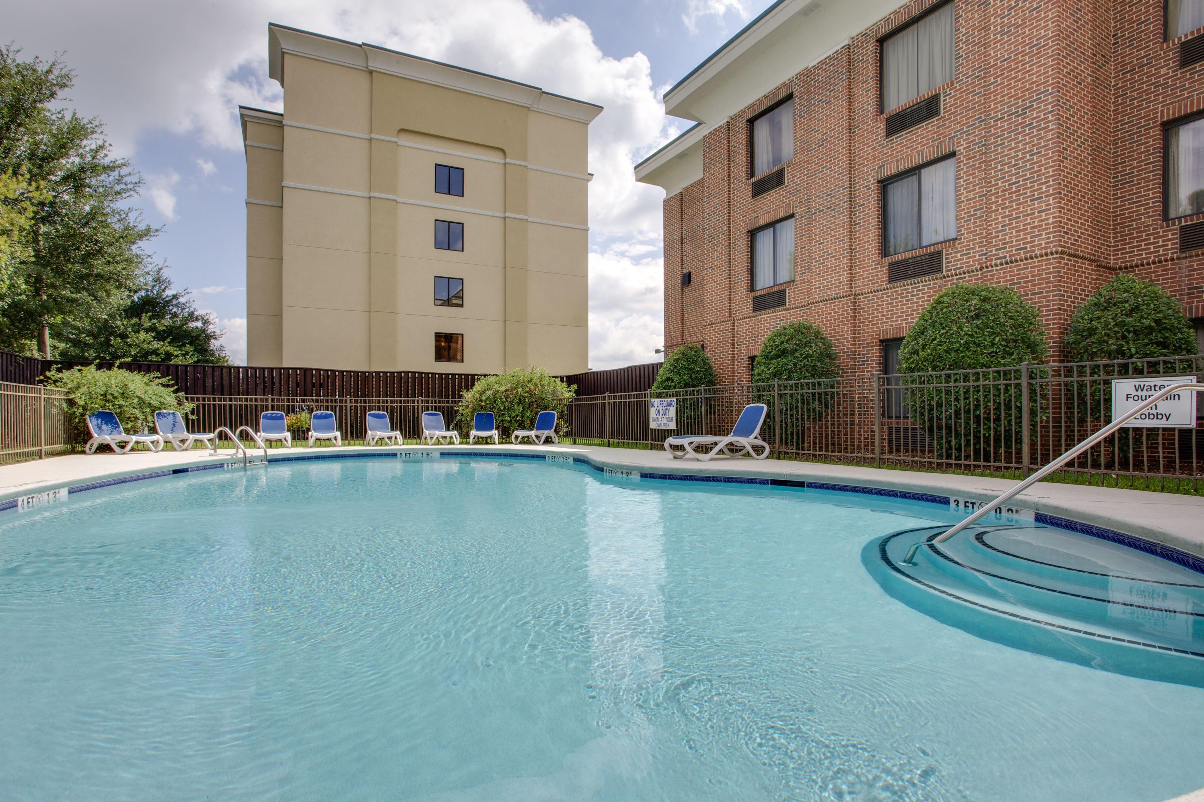 Holiday Inn Express Hotel & Suites Columbia-I-20 At Clemson Road By Ihg Exterior photo