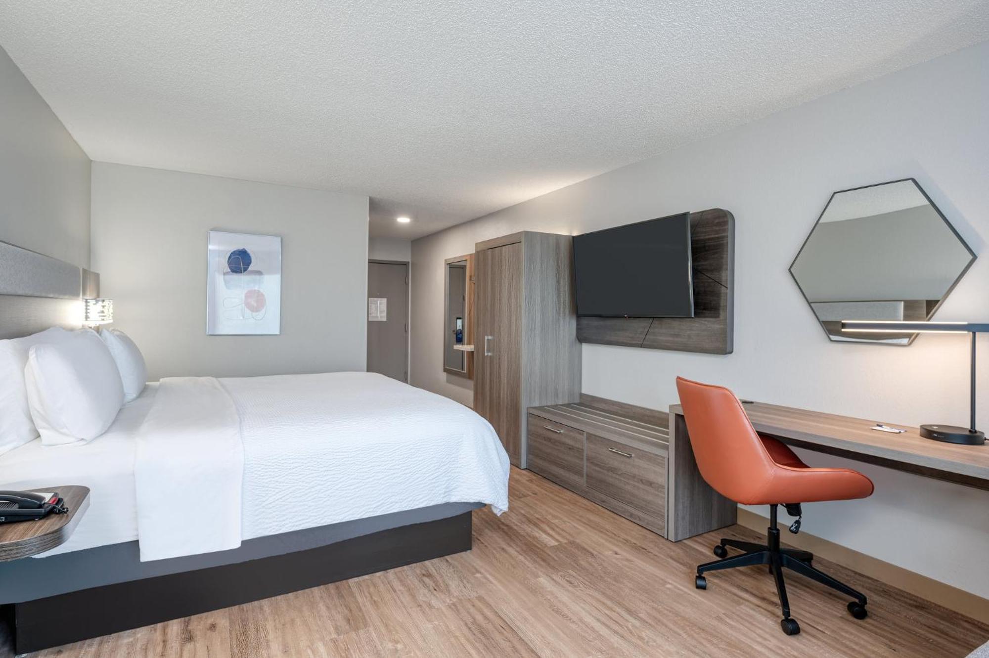 Holiday Inn Express Hotel & Suites Columbia-I-20 At Clemson Road By Ihg Exterior photo