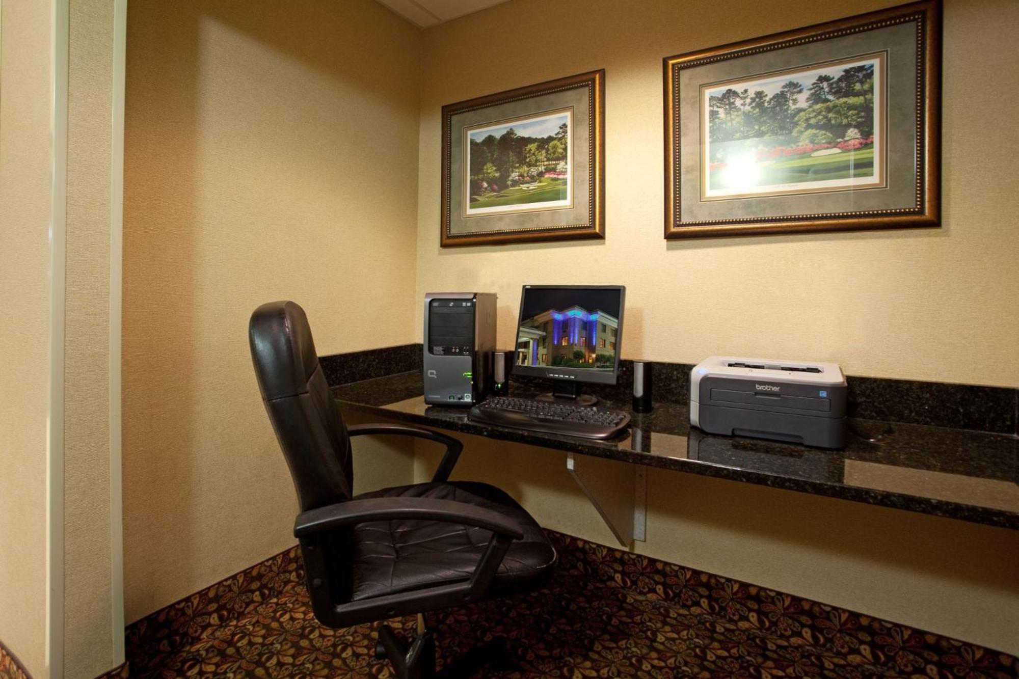 Holiday Inn Express Hotel & Suites Columbia-I-20 At Clemson Road By Ihg Exterior photo