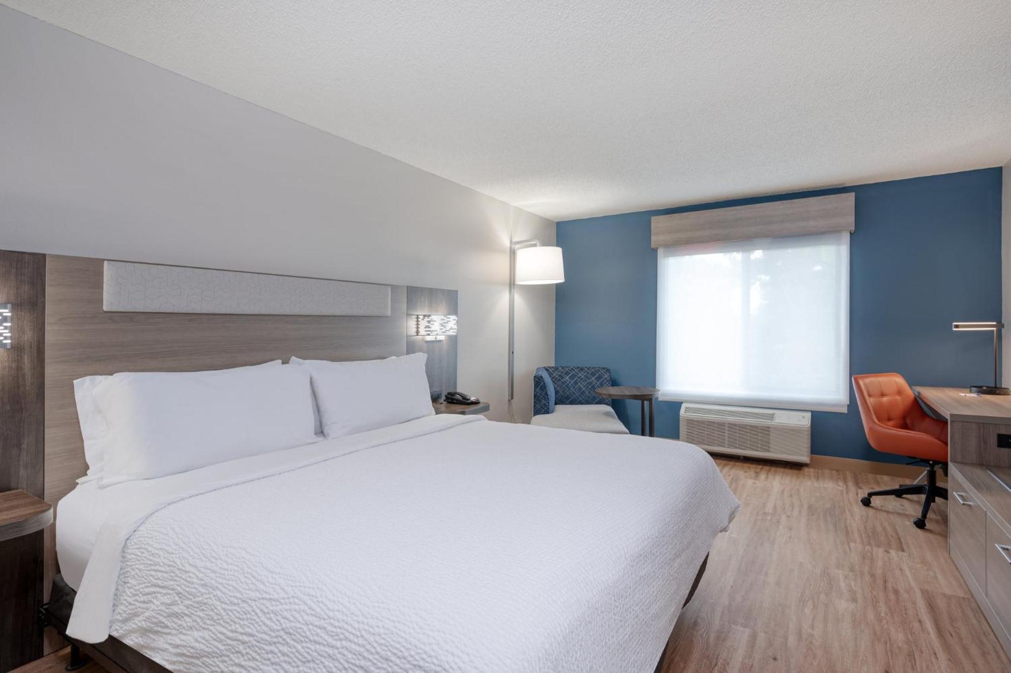 Holiday Inn Express Hotel & Suites Columbia-I-20 At Clemson Road By Ihg Exterior photo
