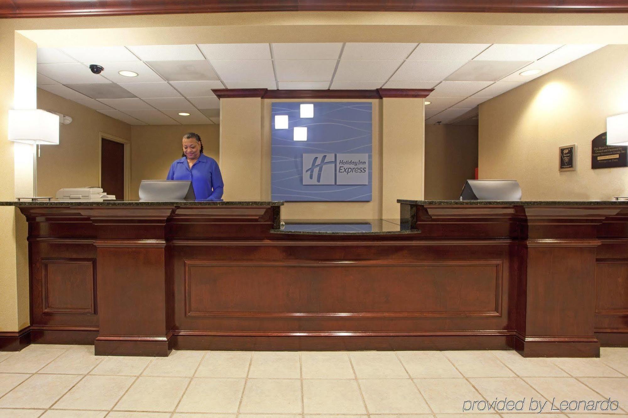 Holiday Inn Express Hotel & Suites Columbia-I-20 At Clemson Road By Ihg Exterior photo