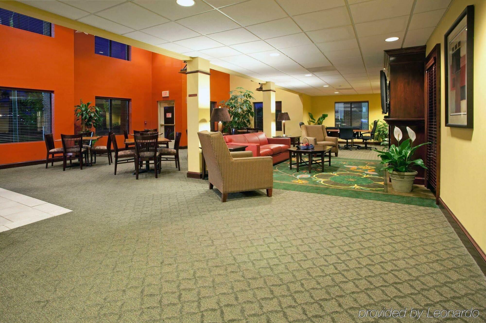 Holiday Inn Express Hotel & Suites Columbia-I-20 At Clemson Road By Ihg Exterior photo